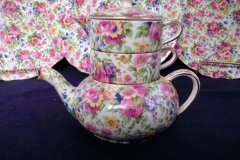ROYAL WINTON SUMMERTIME-  MINI TEAPOT STACKING SET  ..... http://jaapiesfinechinastore.com
