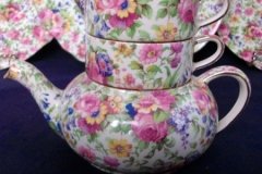 ROYAL WINTON SUMMERTIME-  MINI TEAPOT STACKING SET  ..... http://jaapiesfinechinastore.com