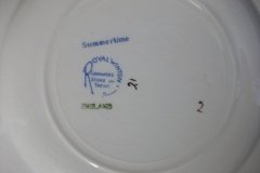 ROYAL WINTON SUMMERTIME- SQUARE SALAD PLATE 8" (ASCOT) #1   ..... http://jaapiesfinechinastore.com
