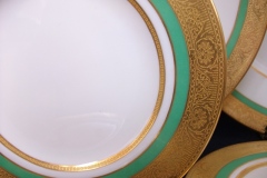 ROYAL WORCESTER 3353 GREEN- BREAD & BUTTER PLATE    .....   https://www.jaapiesfinechinastore.com