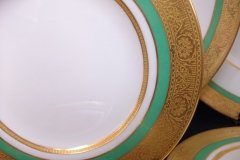 ROYAL WORCESTER 3353 GREEN- BREAD & BUTTER PLATE    .....   http://jaapiesfinechinastore.com