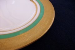 ROYAL WORCESTER 3353 GREEN- BREAD & BUTTER PLATE    .....   http://jaapiesfinechinastore.com