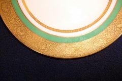 ROYAL WORCESTER 3353 GREEN- BREAD & BUTTER PLATE    .....   http://jaapiesfinechinastore.com