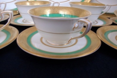 ROYAL WORCESTER 3353 GREEN- CUP &  SAUCER    .....   https://www.jaapiesfinechinastore.com