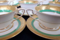 ROYAL WORCESTER 3353 GREEN- CUP &  SAUCER    .....   http://jaapiesfinechinastore.com
