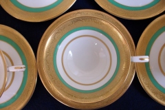 ROYAL WORCESTER 3353 GREEN- CUP &  SAUCER    .....   https://www.jaapiesfinechinastore.com