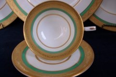 ROYAL WORCESTER 3353 GREEN- CUP &  SAUCER    .....   http://jaapiesfinechinastore.com