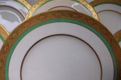 ROYAL WORCESTER 3353 GREEN- DINNER PLATE    .....   http://jaapiesfinechinastore.com