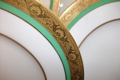 ROYAL WORCESTER 3353 GREEN- DINNER PLATE    .....   http://jaapiesfinechinastore.com
