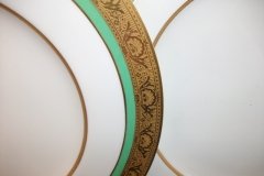 ROYAL WORCESTER 3353 GREEN- DINNER PLATE    .....   http://jaapiesfinechinastore.com