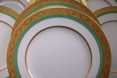 ROYAL WORCESTER 3353 GREEN- LUNCH  PLATE    .....   https://www.jaapiesfinechinastore.com