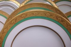 ROYAL WORCESTER 3353 GREEN- LUNCH  PLATE    .....   http://jaapiesfinechinastore.com