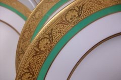 ROYAL WORCESTER 3353 GREEN- LUNCH  PLATE    .....   http://jaapiesfinechinastore.com