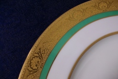 ROYAL WORCESTER 3353 GREEN- LUNCH  PLATE    .....   https://www.jaapiesfinechinastore.com