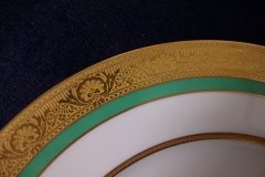 ROYAL WORCESTER 3353 GREEN- LUNCH  PLATE    .....   http://jaapiesfinechinastore.com