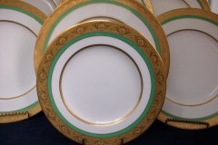ROYAL WORCESTER 3353 GREEN- SALAD  PLATE    .....   http://jaapiesfinechinastore.com