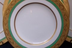 ROYAL WORCESTER 3353 GREEN- SALAD  PLATE    .....   http://jaapiesfinechinastore.com