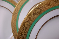 ROYAL WORCESTER 3353 GREEN- SALAD  PLATE    .....   https://www.jaapiesfinechinastore.com