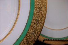 ROYAL WORCESTER 3353 GREEN- SALAD  PLATE    .....   http://jaapiesfinechinastore.com
