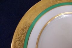 ROYAL WORCESTER 3353 GREEN- SALAD  PLATE    .....   http://jaapiesfinechinastore.com