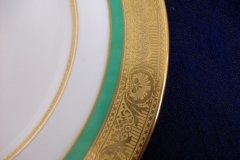 ROYAL WORCESTER 3353 GREEN- SALAD  PLATE    .....   http://jaapiesfinechinastore.com