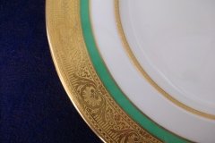 ROYAL WORCESTER 3353 GREEN- SALAD  PLATE    .....   http://jaapiesfinechinastore.com