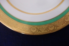 ROYAL WORCESTER 3353 GREEN- SALAD  PLATE    .....   https://www.jaapiesfinechinastore.com