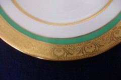 ROYAL WORCESTER 3353 GREEN- SALAD  PLATE    .....   http://jaapiesfinechinastore.com