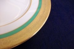 ROYAL WORCESTER 3353 GREEN- SALAD  PLATE    .....   http://jaapiesfinechinastore.com