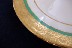 ROYAL WORCESTER 3353 GREEN- SALAD  PLATE    .....   http://jaapiesfinechinastore.com