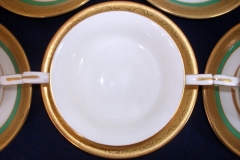 ROYAL WORCESTER 3353 GREEN- SOUP BOWL  &  SAUCER    .....   https://www.jaapiesfinechinastore.com