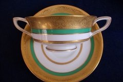 ROYAL WORCESTER 3353 GREEN- SOUP BOWL  &  SAUCER    .....   http://jaapiesfinechinastore.com