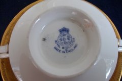 ROYAL WORCESTER 3353 GREEN- SOUP BOWL  &  SAUCER    .....   http://jaapiesfinechinastore.com