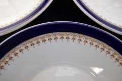 ROYAL WORCESTER COBALT 3898- BERRY BOWL  .....  http://jaapiesfinechinastore.com