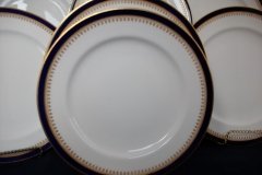 ROYAL WORCESTER COBALT 5488- LUNCHEON PLATE 9 1/8"  .....  http://jaapiesfinechinastore.com