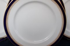 ROYAL WORCESTER COBALT 5488- LUNCHEON PLATE 9 1/8"  .....  http://jaapiesfinechinastore.com
