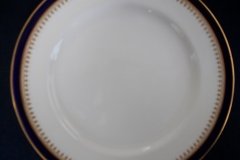 ROYAL WORCESTER COBALT 5488- LUNCHEON PLATE 9 1/8"  .....  http://jaapiesfinechinastore.com