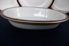 ROYAL WORCESTER COBALT 5786- OVAL SERVING BOWL 12 3/8"  .....  http://jaapiesfinechinastore.com