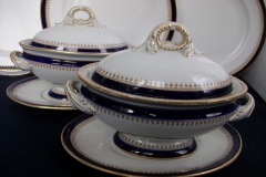 ROYAL WORCESTER COBALT 5786- SAUCE TUREEN #1  .....  https://www.jaapiesfinechinastore.com