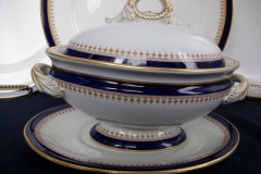 ROYAL WORCESTER COBALT 5786- SAUCE TUREEN #1  .....  https://www.jaapiesfinechinastore.com