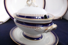 ROYAL WORCESTER COBALT 5786- SAUCE TUREEN #1  .....  https://www.jaapiesfinechinastore.com