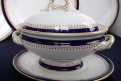 ROYAL WORCESTER COBALT 5786- SAUCE TUREEN #1  .....  http://jaapiesfinechinastore.com