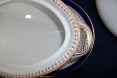 ROYAL WORCESTER COBALT 5786- SAUCE TUREEN #1  .....  http://jaapiesfinechinastore.com