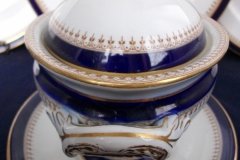 ROYAL WORCESTER COBALT 5786- SAUCE TUREEN #2  .....  http://jaapiesfinechinastore.com