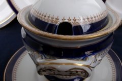 ROYAL WORCESTER COBALT 5786- SAUCE TUREEN #2  .....  http://jaapiesfinechinastore.com