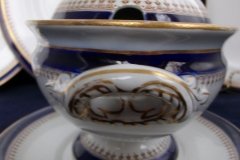 ROYAL WORCESTER COBALT 5786- SAUCE TUREEN #2  .....  http://jaapiesfinechinastore.com