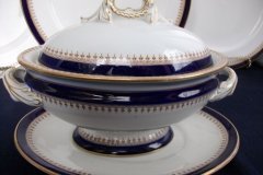 ROYAL WORCESTER COBALT 5786- SAUCE TUREEN #2  .....  http://jaapiesfinechinastore.com