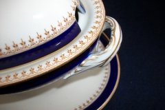 ROYAL WORCESTER COBALT 5786- SAUCE TUREEN #2  .....  http://jaapiesfinechinastore.com