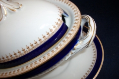 ROYAL WORCESTER COBALT 5786- SAUCE TUREEN #2  .....  https://www.jaapiesfinechinastore.com