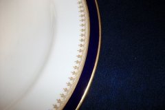 ROYAL WORCESTER COBALT 5488- DINNER PLATE 10 3/8"   .....  http://jaapiesfinechinastore.com